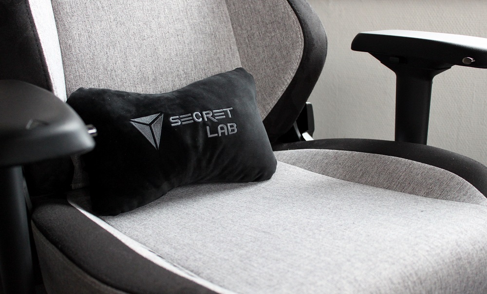 Secretlab TITAN SoftWeave neck pillow